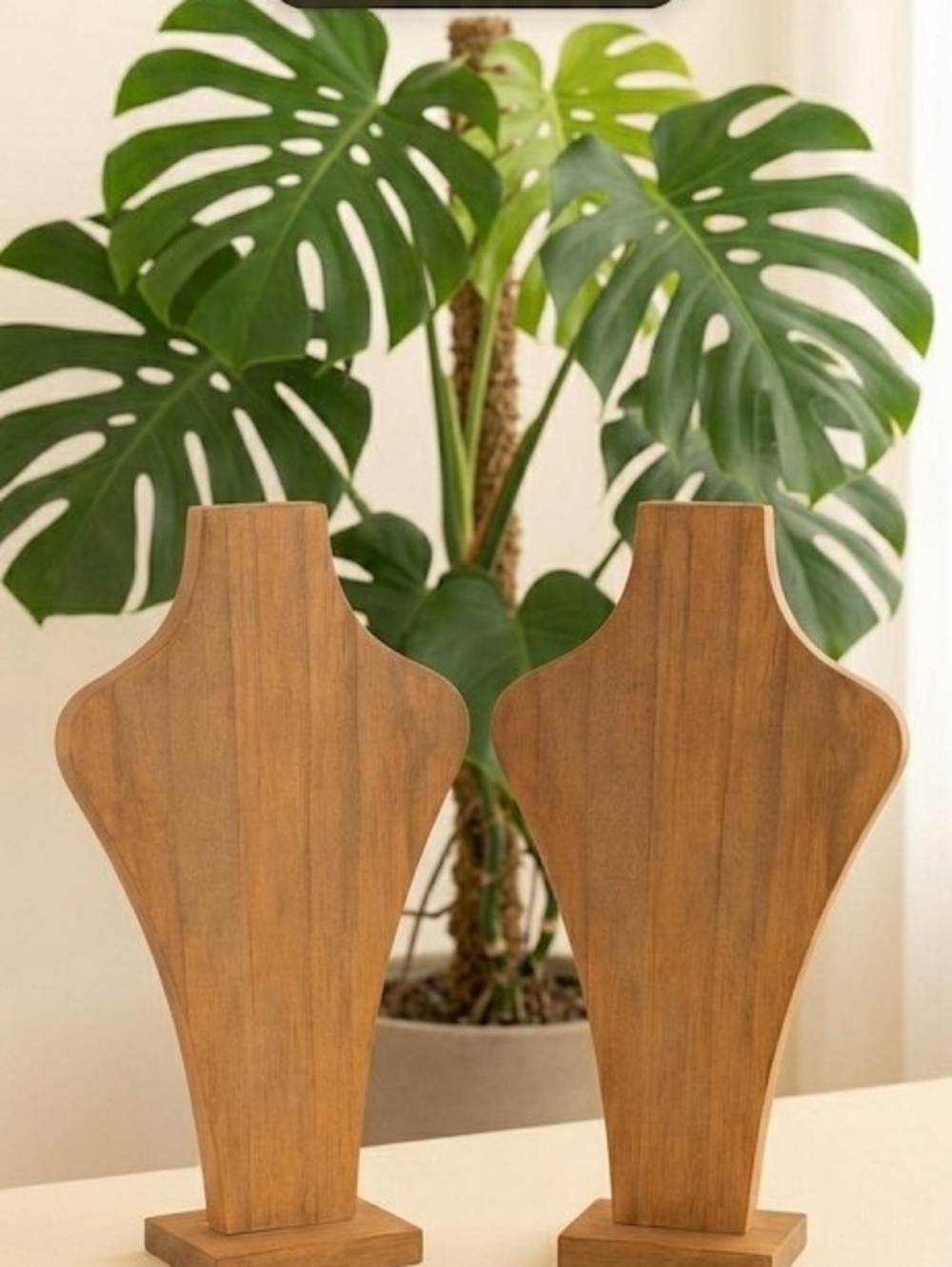 Wooden Jewelry Display Busts in Brown - Set Of 2